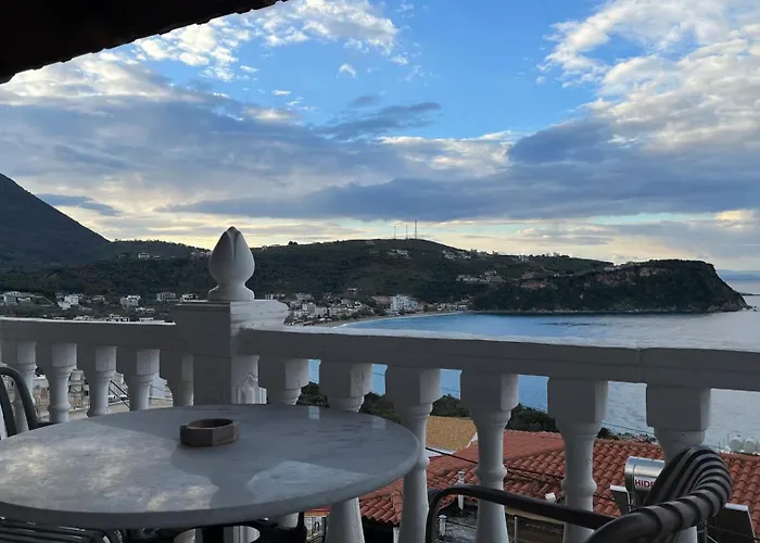 Hillside Sky View Habitación en casa particular